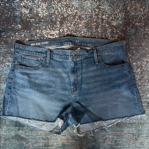 J. Crew Mid-Rise Blue Jean Shorts Classic Cut-Off Style Size 37 - Picture 2 of 8